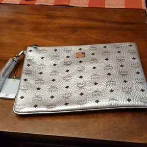 MCM POUCH